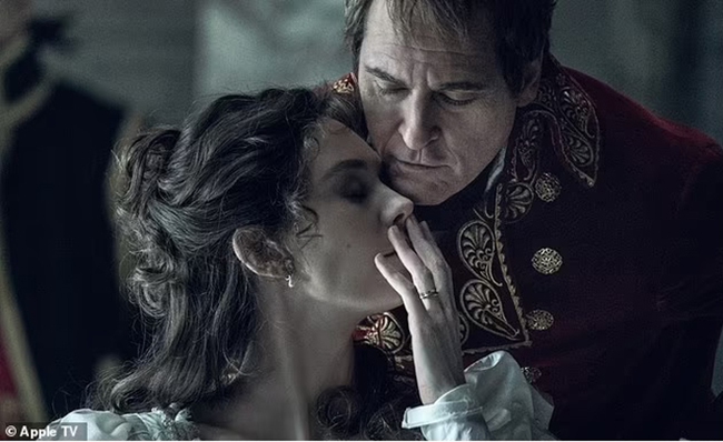 (Bài đăng Chủ nhật) Mối tình lãng mạn của Napoléon và Josephine trong phim mới của đạo diễn Ridley Scott - Ảnh 8.