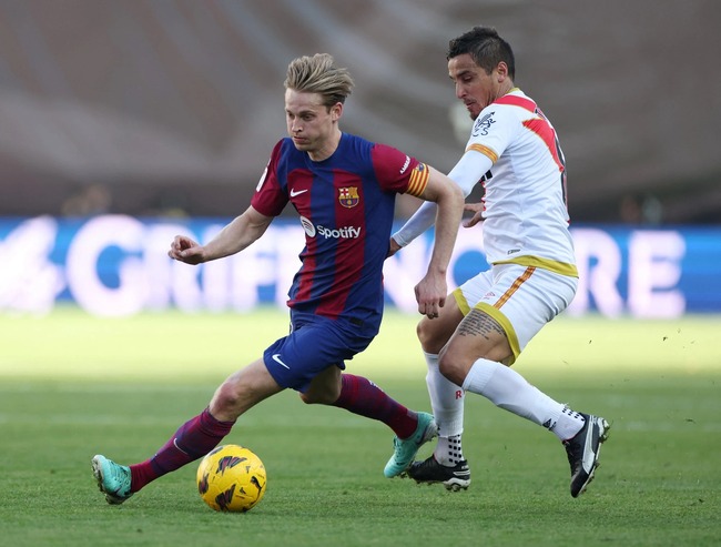 Lewandowski tỏa sáng 'cứu' Barcelona thoát hiểm trên sân đối thủ dưới cơ - Ảnh 2.