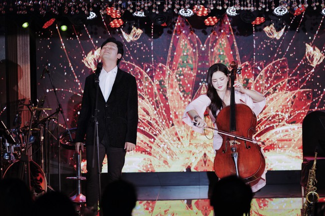 Nghệ sĩ Hà Miên thăng hoa trong đêm nhạc Cello lãng mạn - Ảnh 2.