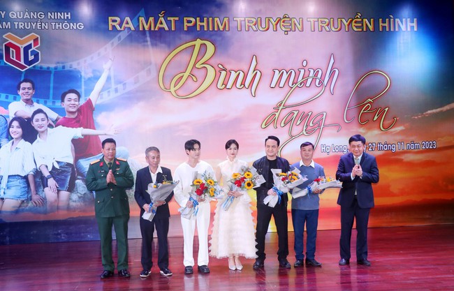 'Bình minh đang lên' - bộ phim giới thiệu, quảng bá về đất mỏ Quảng Ninh - Ảnh 2.