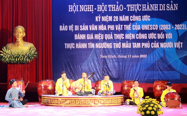 Thực hành di sản ở Việt Nam sau 20 năm tham gia công ước Bảo vệ Di sản văn hóa phi vật thể của UNESCO - Ảnh 2.