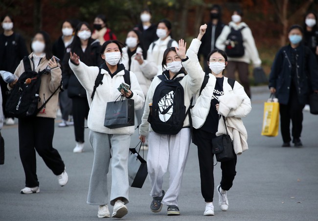 Hàn Quốc cho phép tiếp nhận học sinh quốc tế bậc trung học phổ thông - Ảnh 1.