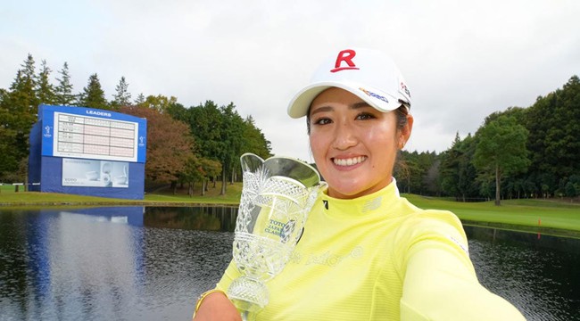 Tay golf người Nhật Bản vô địch Toto Japan Classic 2023 gây sốt khi có gương mặt giống minh tinh Củng Lợi - Ảnh 4.