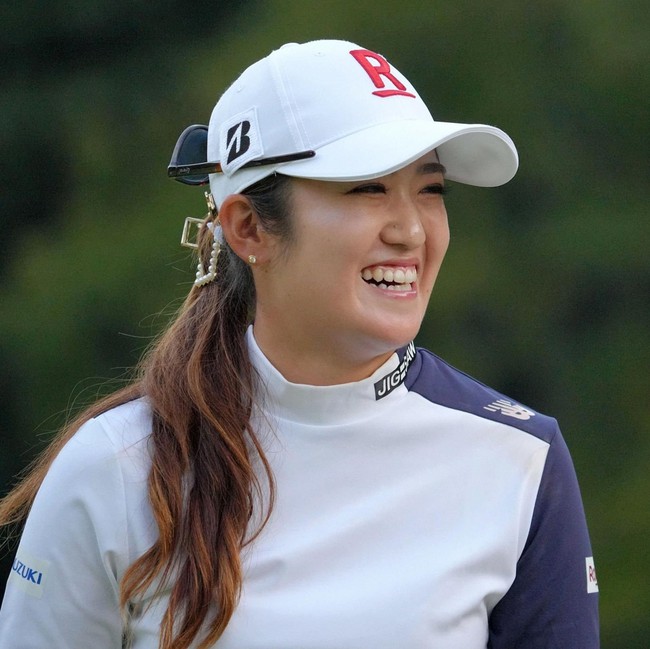 Tay golf người Nhật Bản vô địch Toto Japan Classic 2023 gây sốt khi có gương mặt giống minh tinh Củng Lợi - Ảnh 5.