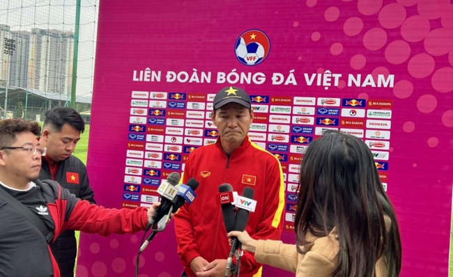 Đội tuyển nữ Việt Nam: Điểm danh ứng viên thay thế HLV Mai Đức Chung - Ảnh 1.
