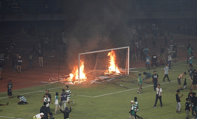Chủ nhà Indonesia sử dụng sân đấu bạo loạn kinh hoàng tổ chức U17 World Cup 2023 - Ảnh 3.