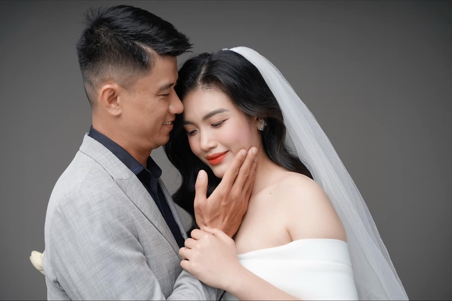 Ngôi sao tấn công tuyệt sắc trong làng bóng chuyền nữ Việt Nam làm đám cưới với bạn trai nổi tiếng hơn 17 tuổi - Ảnh 6.
