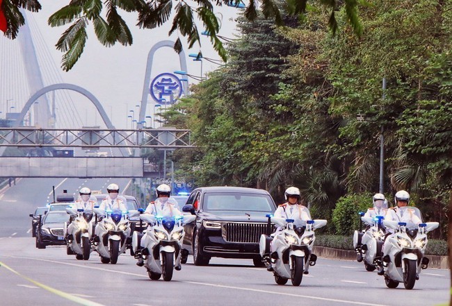 Tổng Bí thư, Chủ tịch nước Trung Quốc Tập Cận Bình đến Hà Nội, bắt đầu chuyến thăm cấp Nhà nước tới Việt Nam - Ảnh 6.
