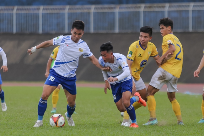 ‘Người hùng World Cup’ của U19 Việt Nam ghi bàn trở lại, nỗ lực ở giải hạng Nhất trong khi đồng đội cũ đã trở thành ngôi sao  - Ảnh 3.