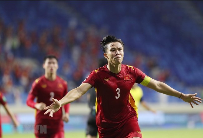 Tin nóng thể thao tối 17/12: HLV Tuấn Kiệt nhận tin cực vui, chủ công số 1 ĐT Việt Nam khiến fan thế giới thắc mắc - Ảnh 5.