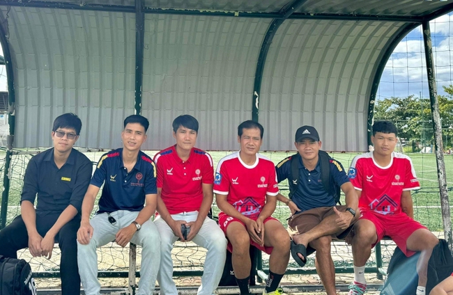 Xót xa cầu thủ U23 Việt Nam thuộc lứa Công Phượng HAGL phải đi đá phủi, mất đứt sự nghiệp đỉnh cao - Ảnh 3.