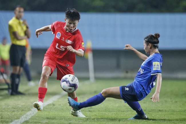 Đội bóng cũ của Huỳnh Như thênh thang cơ hội vô địch - Ảnh 2.