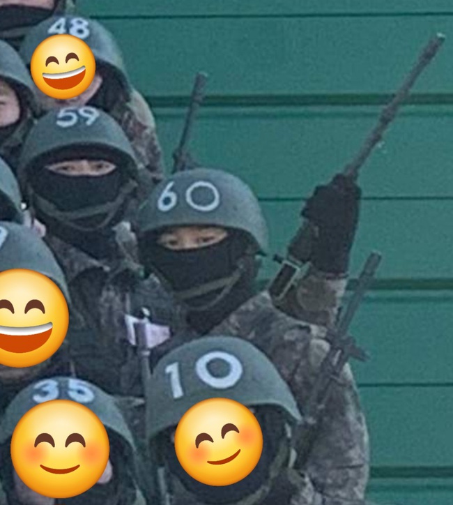 Hình ảnh mới của BTS Jungkook trong quá trình huấn luyện quân sự cơ bản - Ảnh 3.