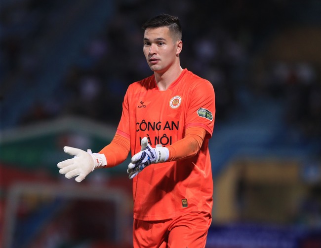 Nguyễn Filip lần đầu được triệu tập lên đội tuyển Việt Nam - Ảnh 2.