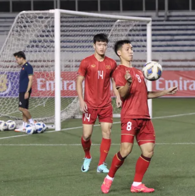 Những Quả bóng vàng thất thế ở đội tuyển Việt Nam - Ảnh 3.