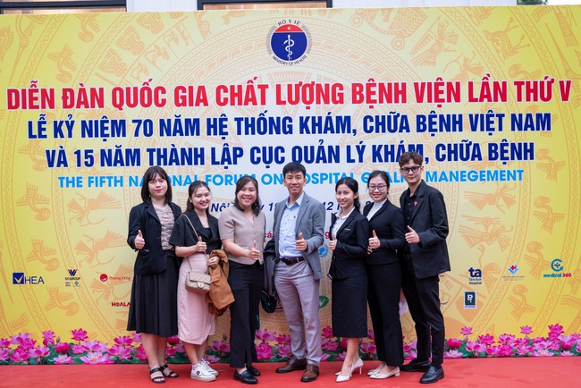 Bệnh viện Mắt Sài Gòn Cần Thơ cùng sứ mệnh vì người bệnh và cộng đồng - Ảnh 2.