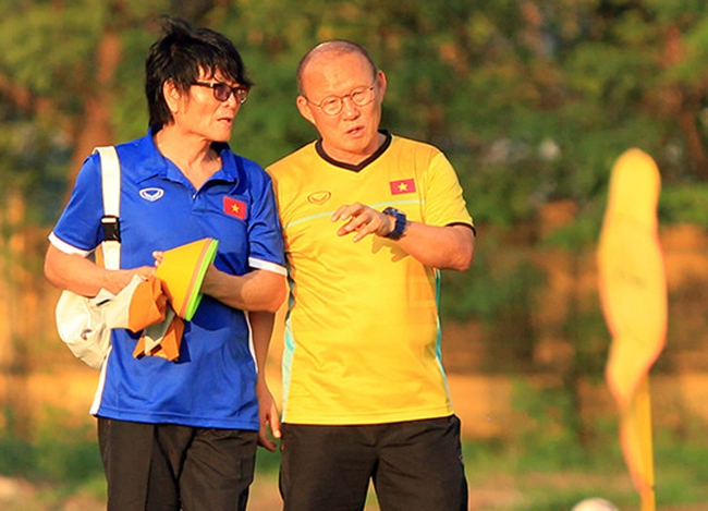 Công thần một thời của ĐT Việt Nam bất ngờ gia nhập đối thủ tại Asian Cup, nhiều người hâm mộ tiếc nuối - Ảnh 2.