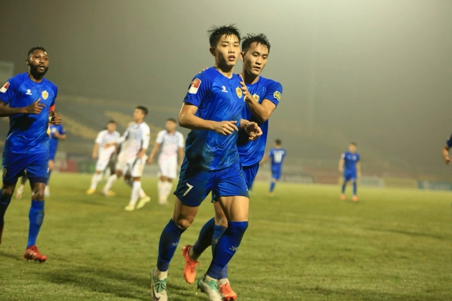 Tin nóng bóng đá Việt 5/12: HLV Gong nhận xét về Filip Nguyễn, Đình Bắc 'hạnh phúc' vì được gặp SLNA - Ảnh 3.