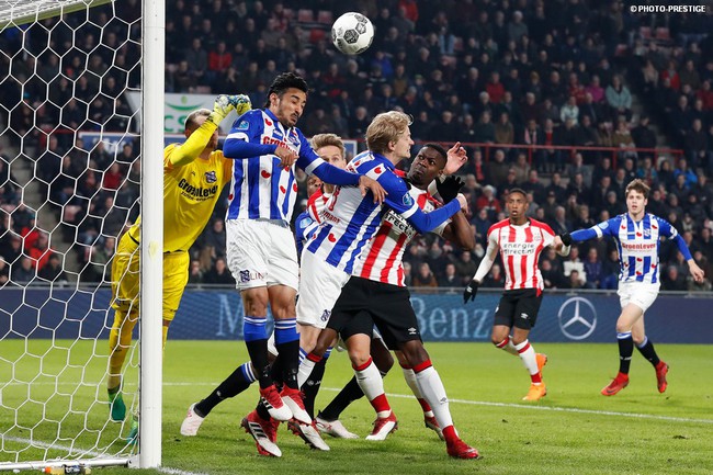Nhận định bóng đá PSV vs Heerenveen (00h45, 8/12), giải VĐQG Hà Lan vòng 15 - Ảnh 2.