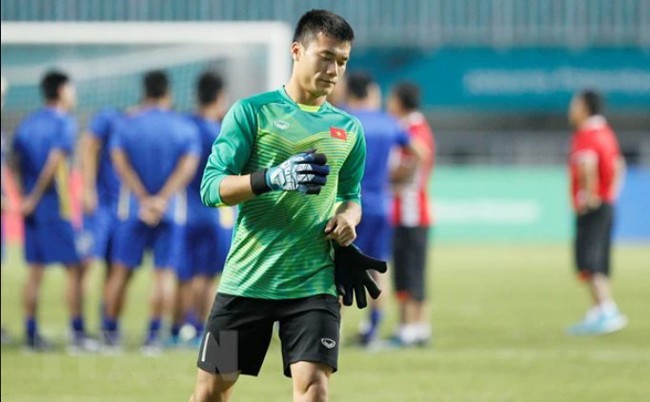 Bùi Tiến Dũng lập kỷ lục sạch lưới chưa từng có cho bóng đá Việt Nam, xứng danh ‘thủ môn quốc dân’  - Ảnh 2.