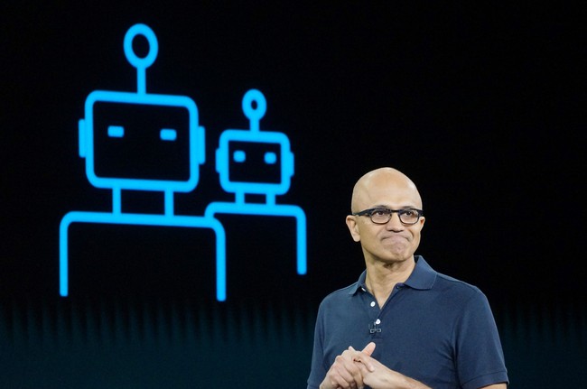 CEO Microsoft hứa sẽ không để AI tạo phản, khẳng định người dùng phải tương tác thì AI mới tốt lên được - Ảnh 1.