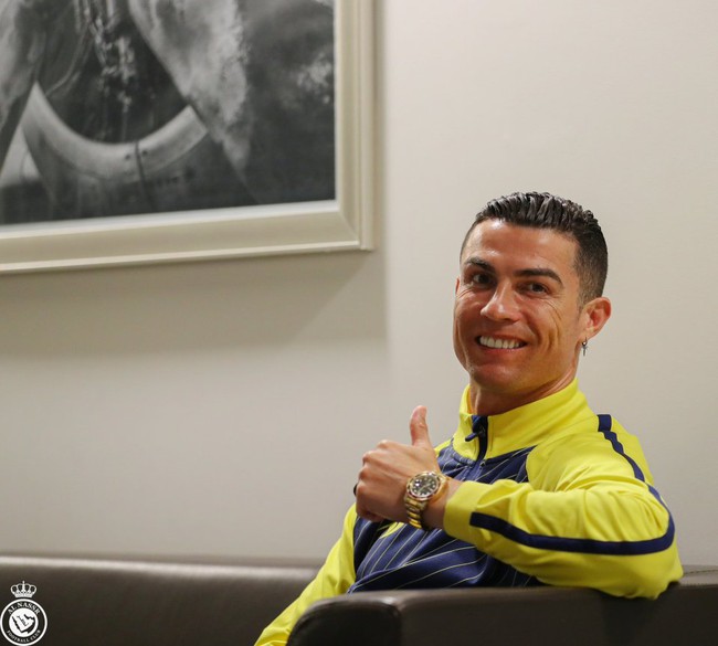Đồng hồ trị giá hơn 3 tỷ của Ronaldo có gì đặc biệt? - Ảnh 3.