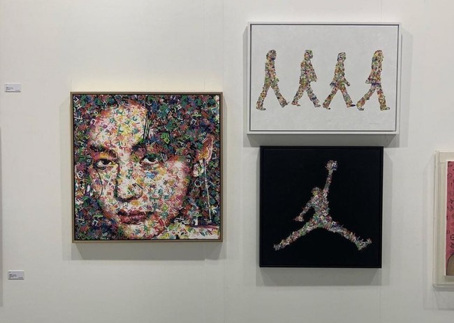 Tác phẩm nghệ thuật mô tả V BTS được trưng bày tại triển lãm World Art Expo Seoul 2023 - Ảnh 2.