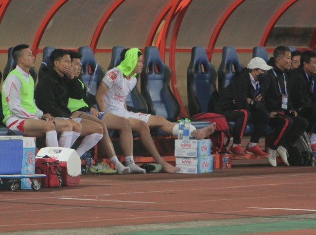 Thua trận derby thứ hai liên tiếp, CLB Công an Hà Nội gây thất vọng não nề - Ảnh 3.
