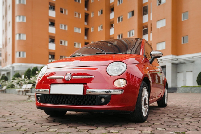 Fiat 500 giá 400 triệu đồng: Người bán đặt tên 'ông hoàng giữ giá', người mua chỉ lo hỏng vặt - Ảnh 4.