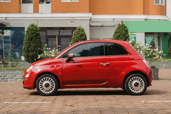 Fiat 500 giá 400 triệu đồng: Người bán đặt tên 'ông hoàng giữ giá', người mua chỉ lo hỏng vặt - Ảnh 3.