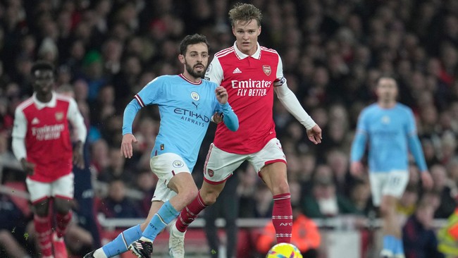 Man City ra giá bán Bernardo Silva