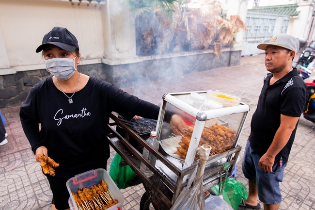 “Đành chấp nhận” hay “tìm ngay quán khác”: khi thực khách và chủ quán trần tình về mô hình cộng sinh buôn bán tại TP.HCM - Ảnh 6.