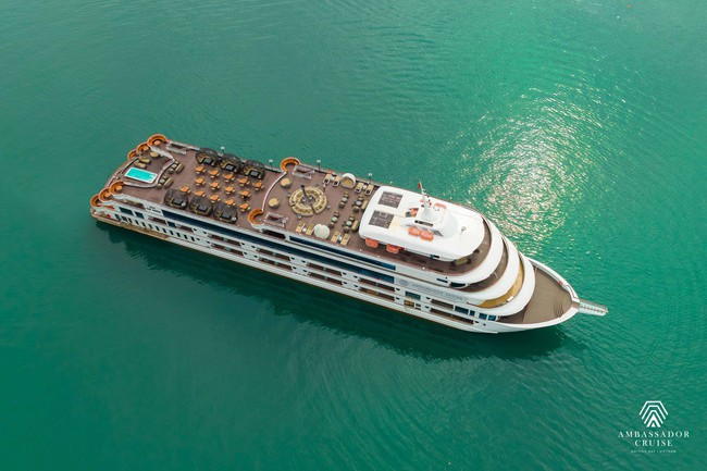 Siêu du thuyền Ambassador II - tour du lịch ban ngày 5 sao trên vịnh Hạ Long - Ảnh 12.