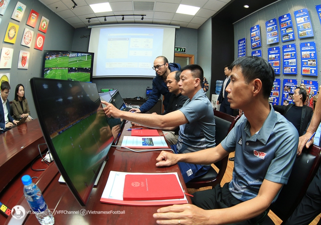 Bóng đá Việt Nam ngày 23/2: U20 Việt Nam đá giao hữu Dubai City FC (18h30) - Ảnh 2.