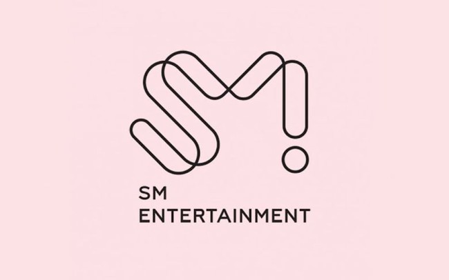 Lịch trình trở lại của nghệ sĩ SM gây tranh cãi: aespa bị lùi lịch, EXO 'mất hút' - Ảnh 1.