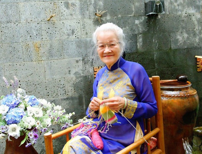 Bà Kim Thoa - giai nhân của nhiếp ảnh Hà thành - Ảnh 4.