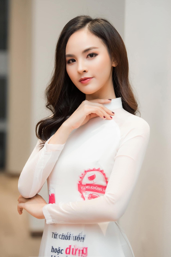 Người đẹp nghi vấn sẽ thay thế Thảo Nhi Lê thi Miss Universe là ai? - Ảnh 3.