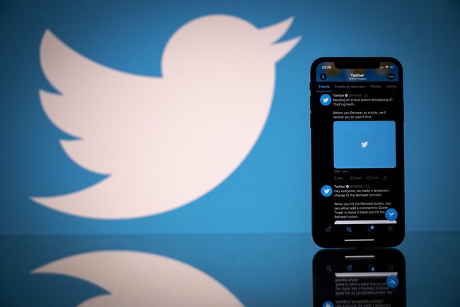 Tòa án Tối cao Mỹ bắt đầu phiên tòa về cáo buộc Twitter ủng hộ khủng bố - Ảnh 1.