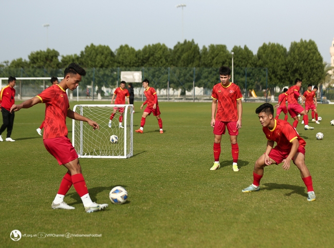 U20 Việt Nam vs Dubai FC: 3 tuyển thủ chấn thương (18h30, 23/2) - Ảnh 2.