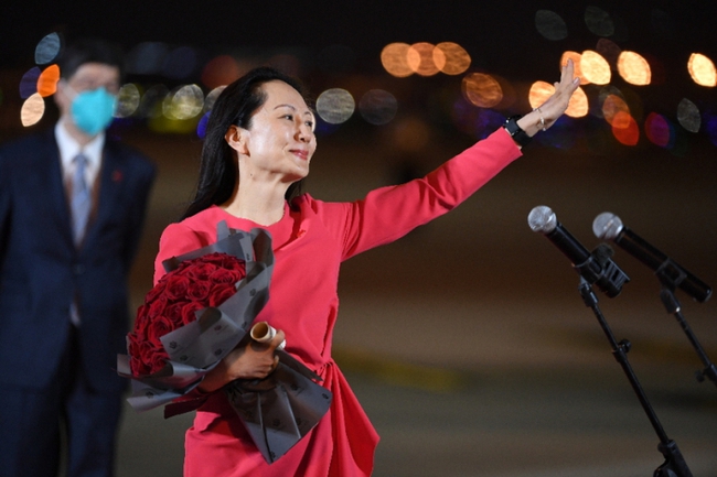 “Đại công chúa Huawei” 2 năm sau khi được cả nước chào mừng trở về: Quyền lực và vị trí thừa kế ngày càng vững chắc - Ảnh 2.