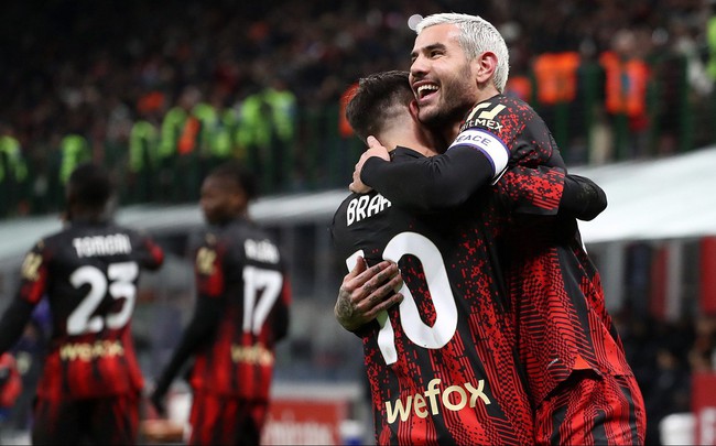Milan thắng trận thứ 4 liên tiếp: Tái sinh nhà vô địch - Ảnh 1.