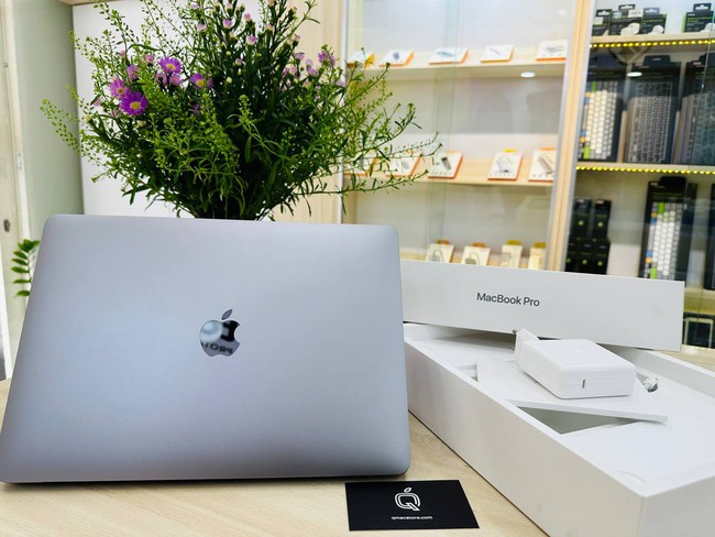 Có nên mua MacBook Pro M1 16GB 512GB cũ không? - Ảnh 1.