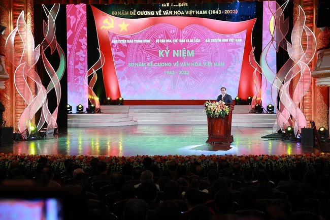 Thủ tướng Phạm Minh Chính: Nền văn hóa Việt Nam luôn là sức mạnh trường tồn của dân tộc - Ảnh 1.