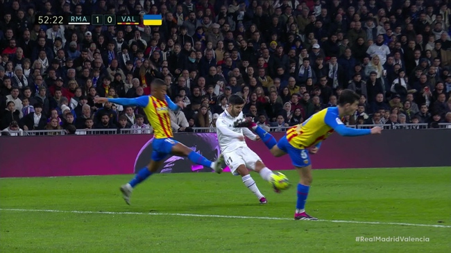 VIDEO bàn thắng Real Madrid vs Valencia: Asensio lập siêu phẩm - Ảnh 4.