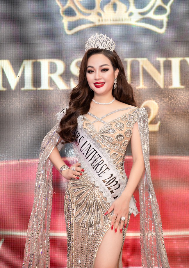 Hoàng Thanh Nga đoạt giải Á hậu 1 Mrs Universe 2022 tại Sofia - Ảnh 5.