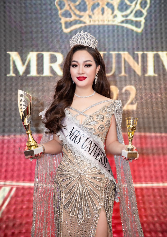 Hoàng Thanh Nga đoạt giải Á hậu 1 Mrs Universe 2022 tại Sofia - Ảnh 3.