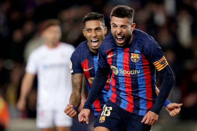 VIDEO bàn thắng Barcelona 3-0Sevilla: Barca đã hơn Real Madrid 8 điểm - Ảnh 3.