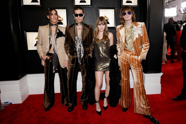 Thời trang thảm đỏ đẹp nhất tại lễ trao giải Grammy 2023 - Ảnh 14.
