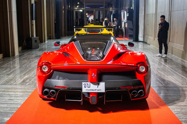 Tôi vừa tự bỏ 4 triệu bay sang Thái xem giới đại gia offline siêu xe: LaFerrari hơn 250 tỷ lộ diện, cả căn hầm kín Ferrari - Ảnh 9.