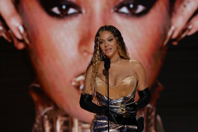 1 DJ nổi tiếng tố cáo Beyoncé mua giải Grammy ngay trên sóng trực tiếp? - Ảnh 3.
